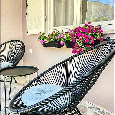 펜션 Mimosa House 기티오